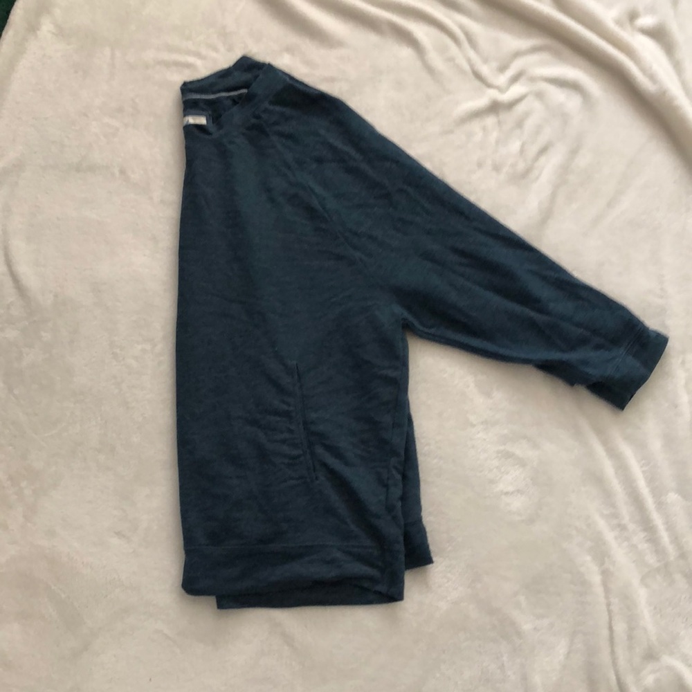 Aerie light weight sweatshirt